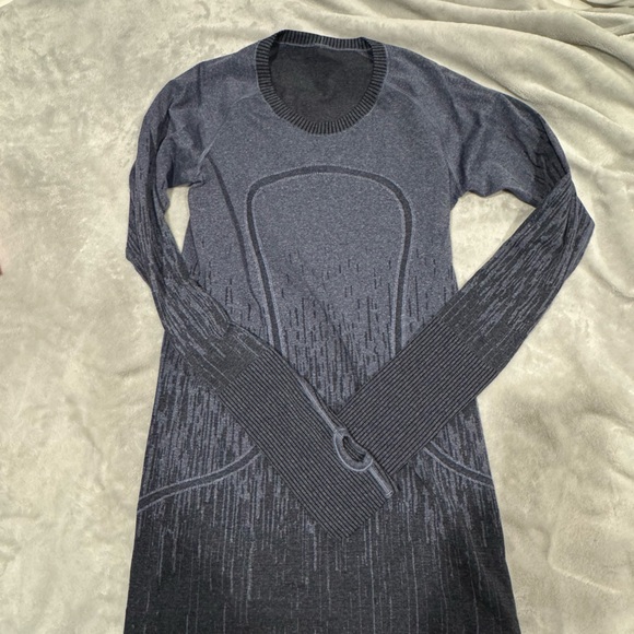 Resellers Bundle - 4 VGUC Lululemon Long Sleeve Swiftlies - Sz 6 - Picture 6 of 15